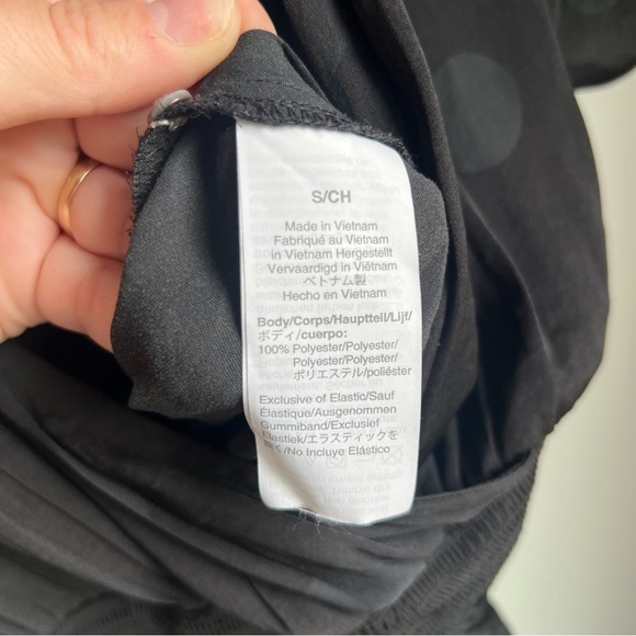 EUC Madewell Black Polka Dot Wrap Front Smock Waist Jumpsuit - Small - Picture 12 of 13